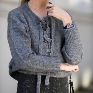 ZARA Knit Chunky Mohair & Wool Blend Front Tie Lace Up Sweater in Oatmeal Small